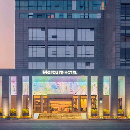 Mercure Shanghai Hongqiao South Hotel Exterior photo