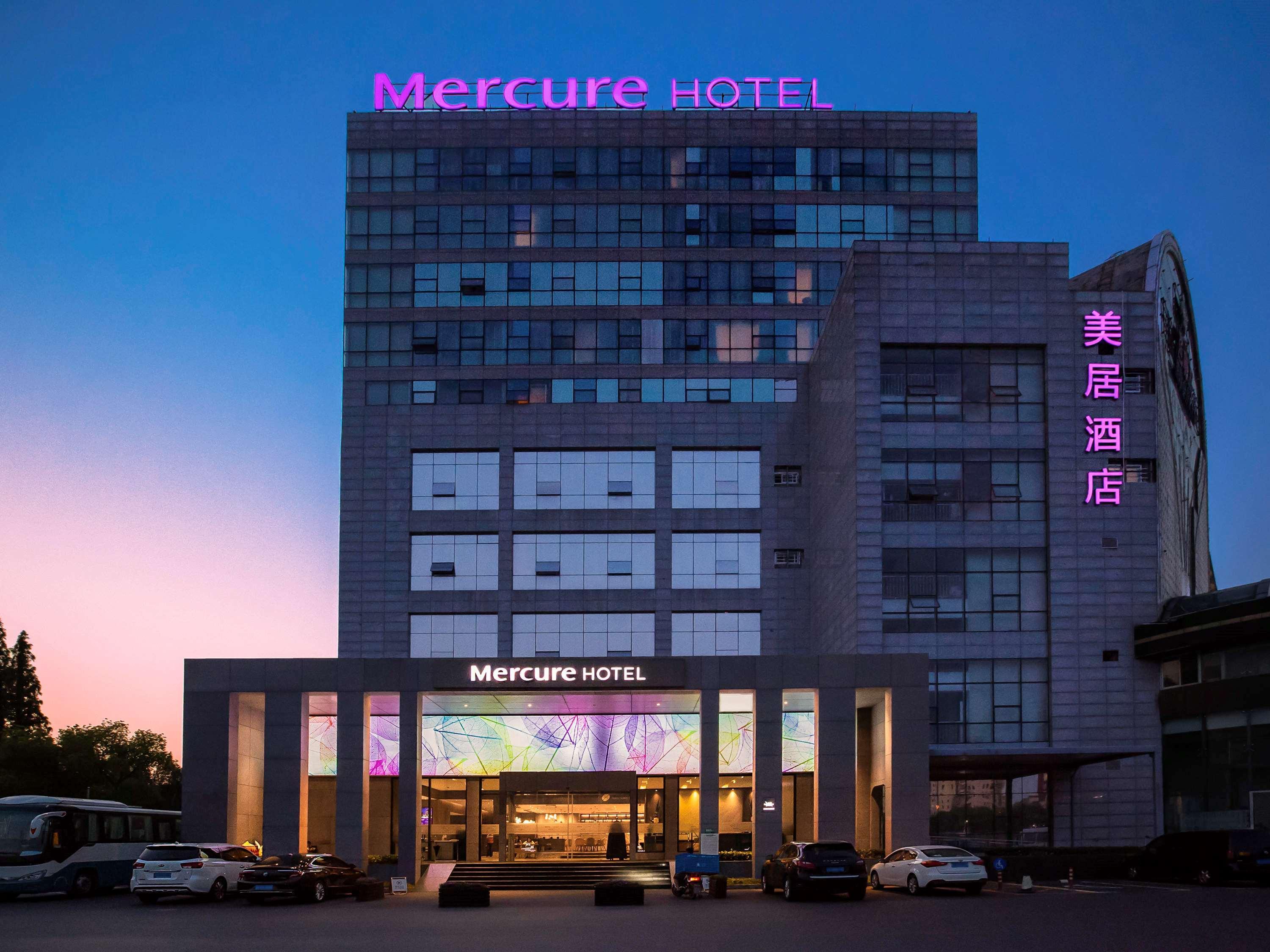 Mercure Shanghai Hongqiao South Hotel Exterior photo