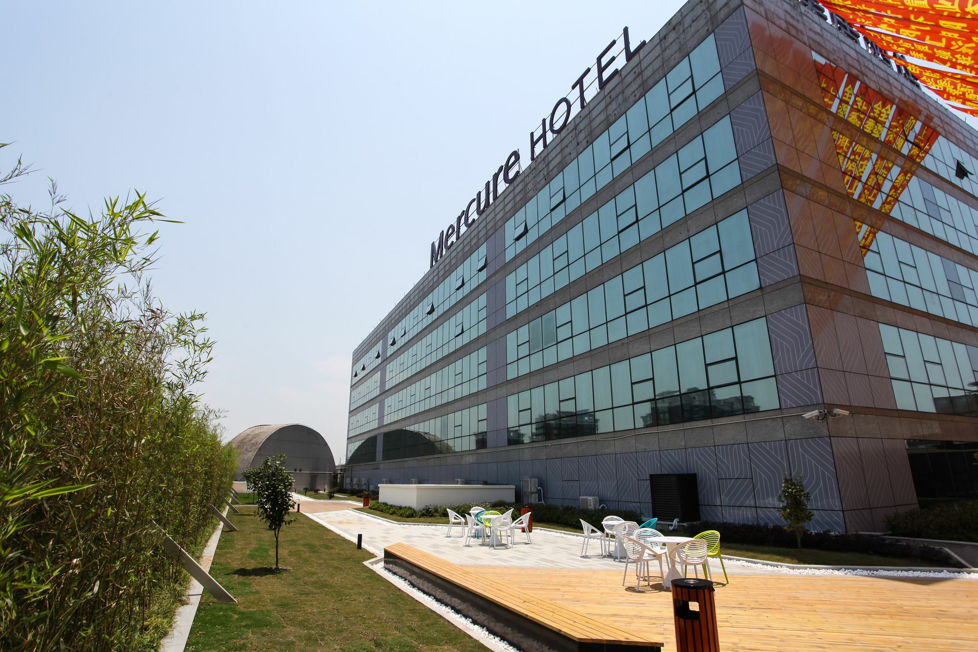 Mercure Shanghai Hongqiao South Hotel Exterior photo